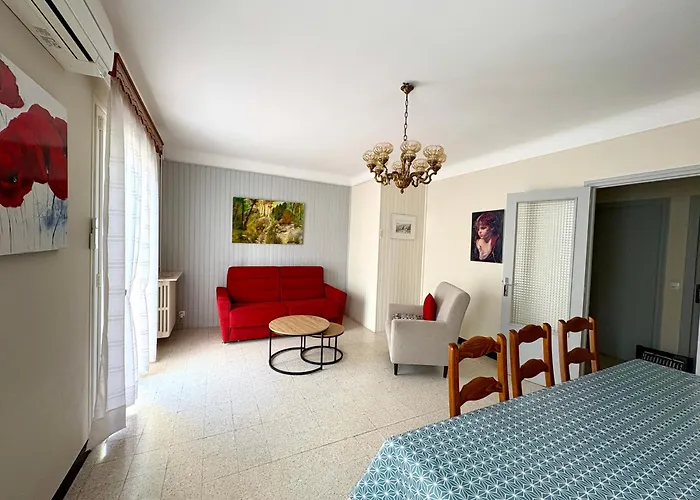 Apartman Avec Garage Pour Cures Ou *